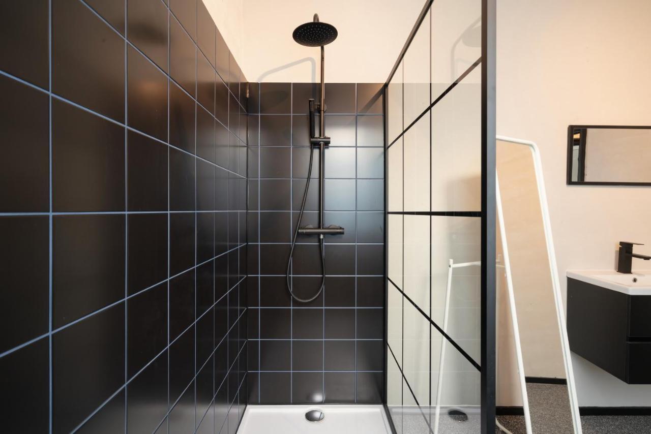 Two-Bedroom Apartments In The Heart Of أنتويرب المظهر الخارجي الصورة